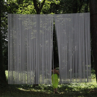 Monika Linhard, Between trees, 2020 
